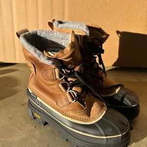 SOREL Caribou Horizon Boots